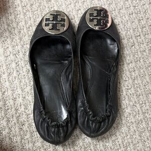 Tory Burch Black & Silver Classic Reva Ballet Leather Flats. Sold as is.